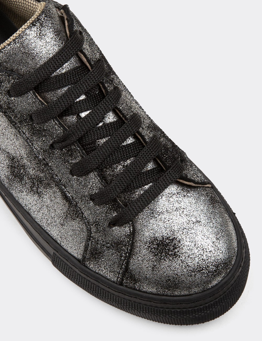 Silver  Leather Sneakers - Z1681ZGMSC01