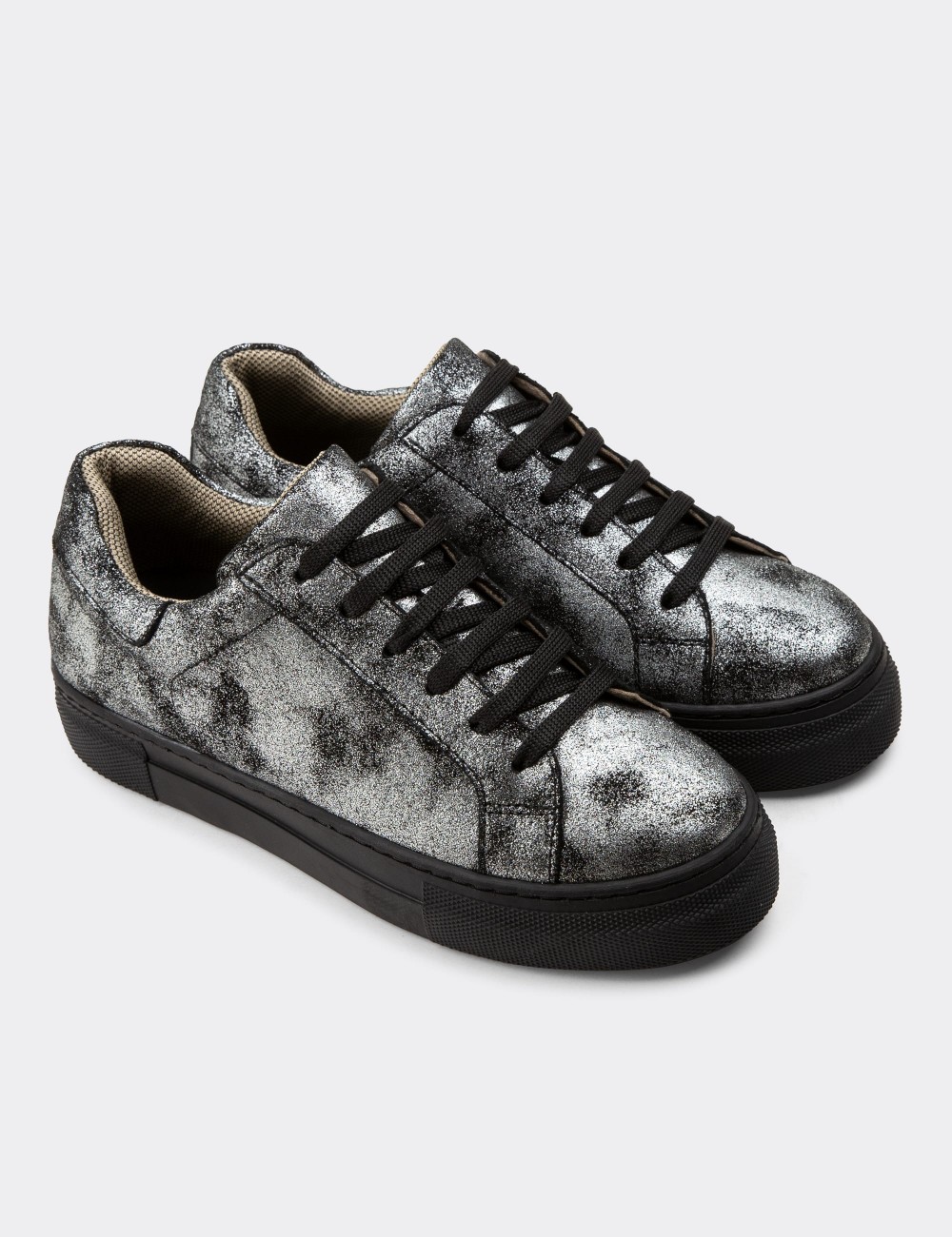 Silver  Leather Sneakers - Z1681ZGMSC01