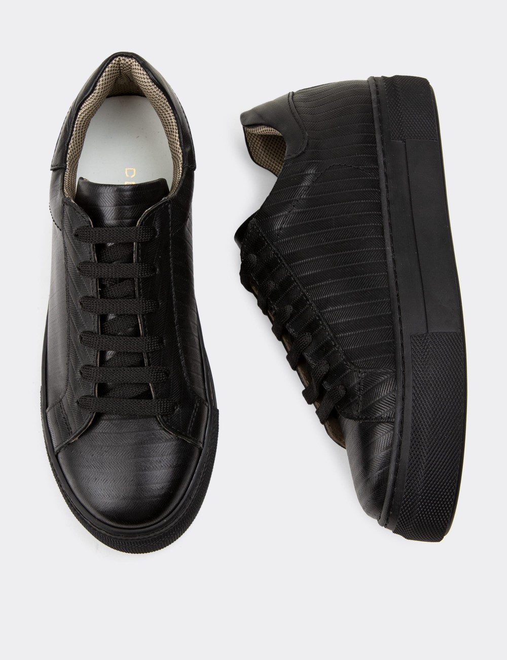 Black  Leather Sneakers - Z1681ZSYHC08