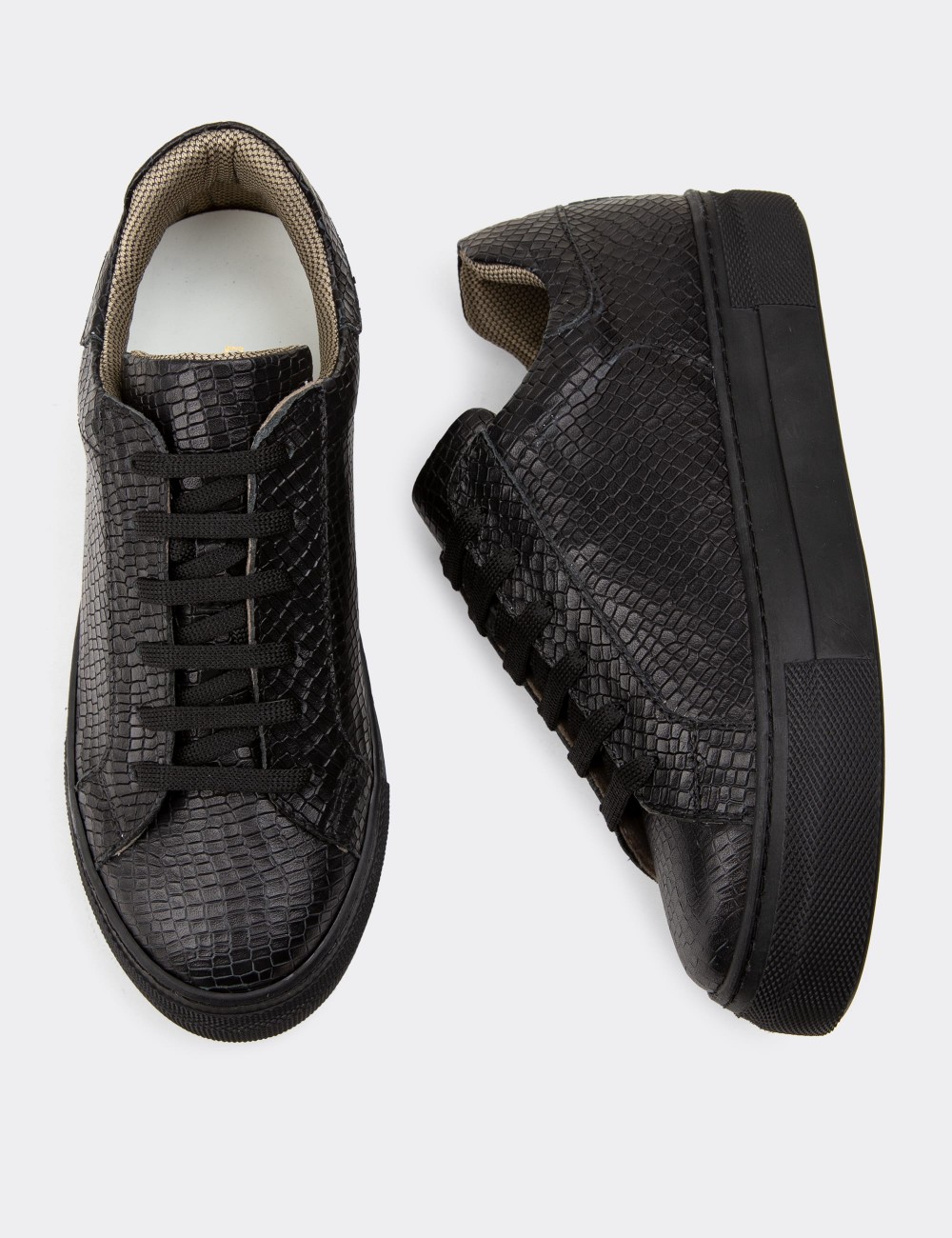 Black  Leather Sneakers - Z1681ZSYHC09