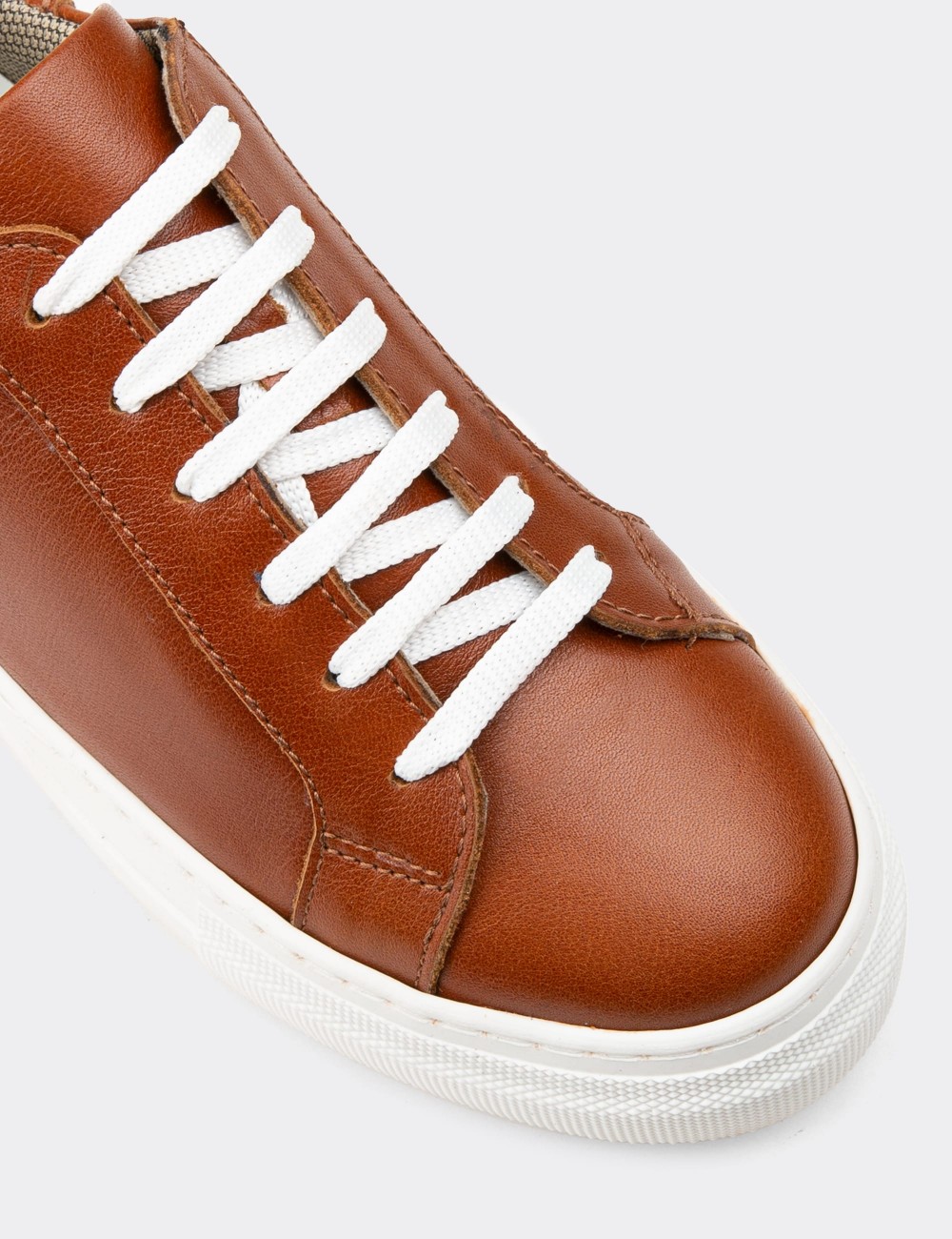 Tan  Leather Sneakers - Z1681ZTBAC09