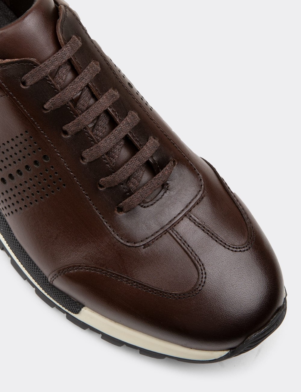 Brown  Leather Sneakers - 01738MKHVT01