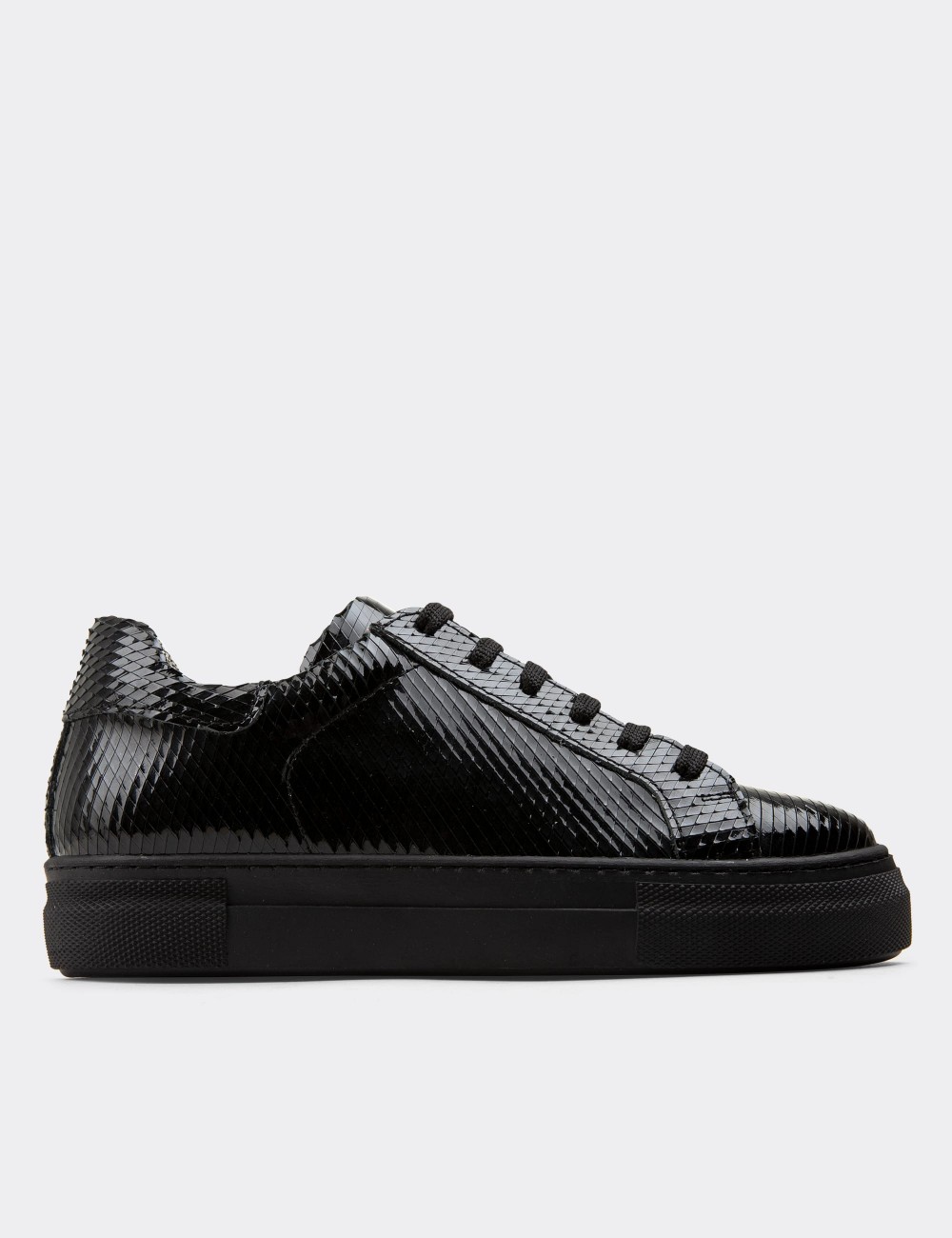 Black Patent Leather Sneakers - Z1681ZSYHC14