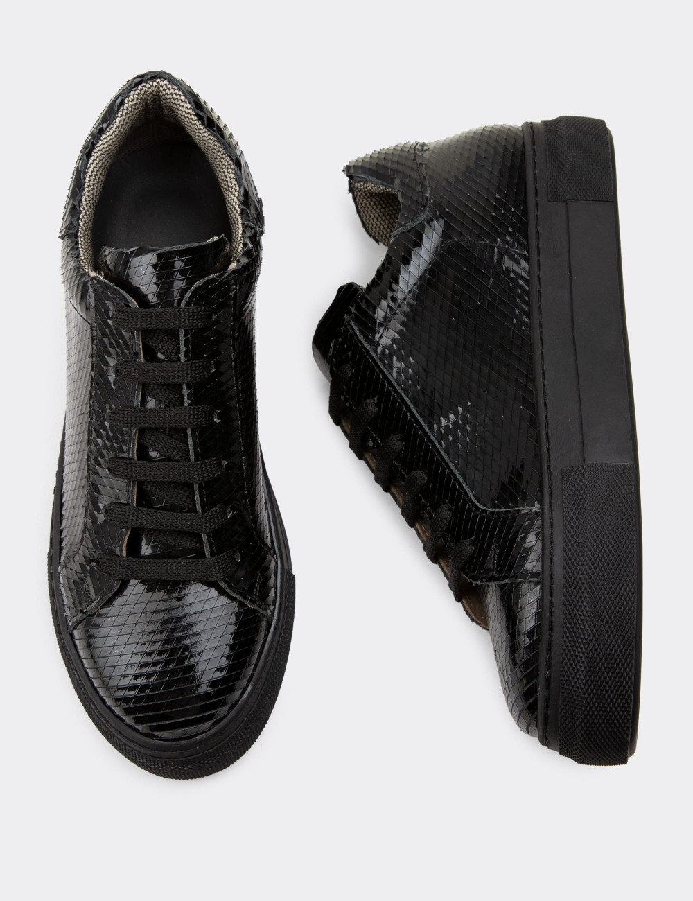 Black Patent Leather Sneakers - Z1681ZSYHC14