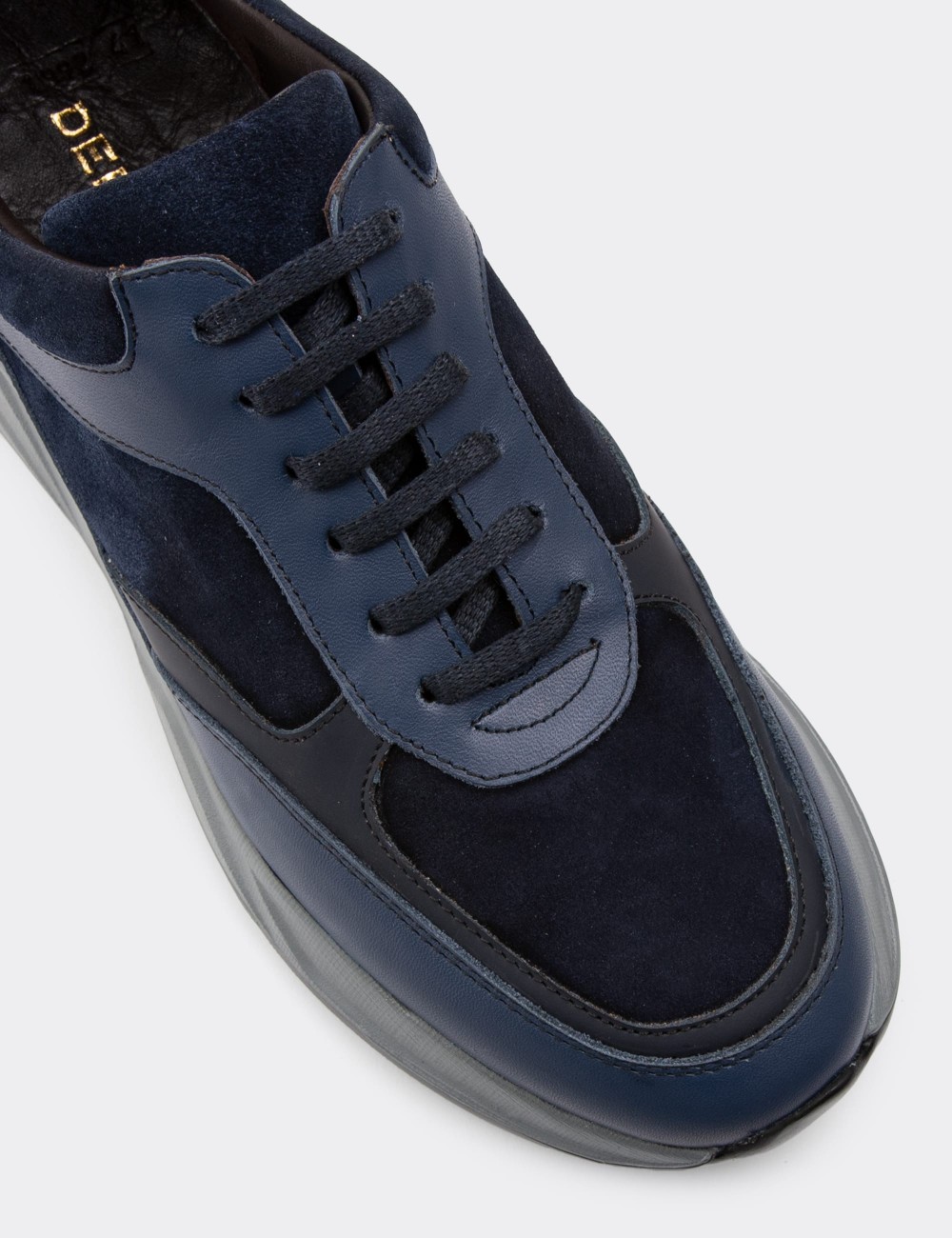 Navy  Leather Sneakers - 01892MLCVE01