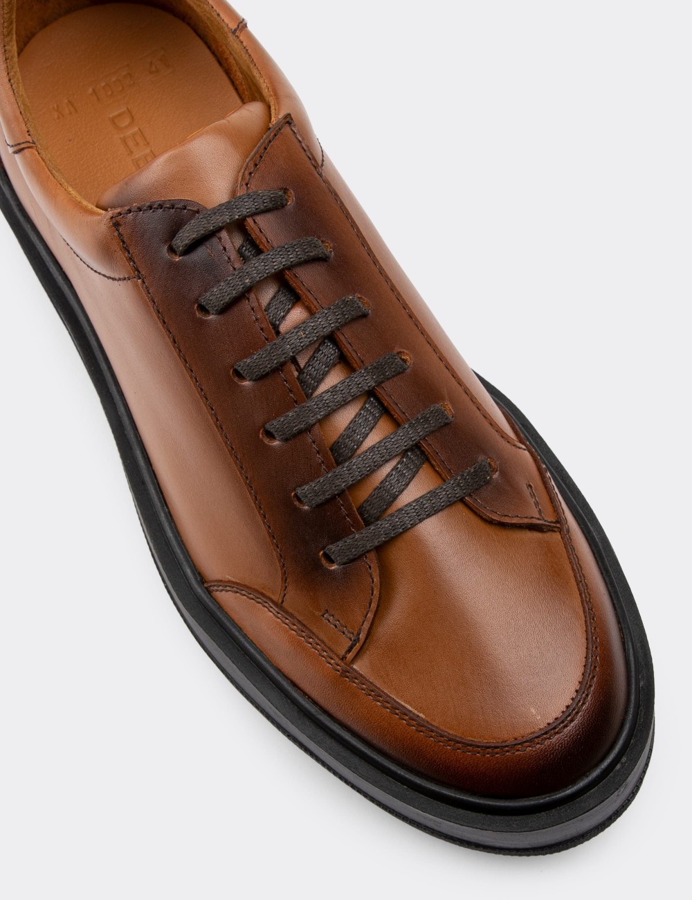 Tan  Leather Sneakers - 01882MTBAP01
