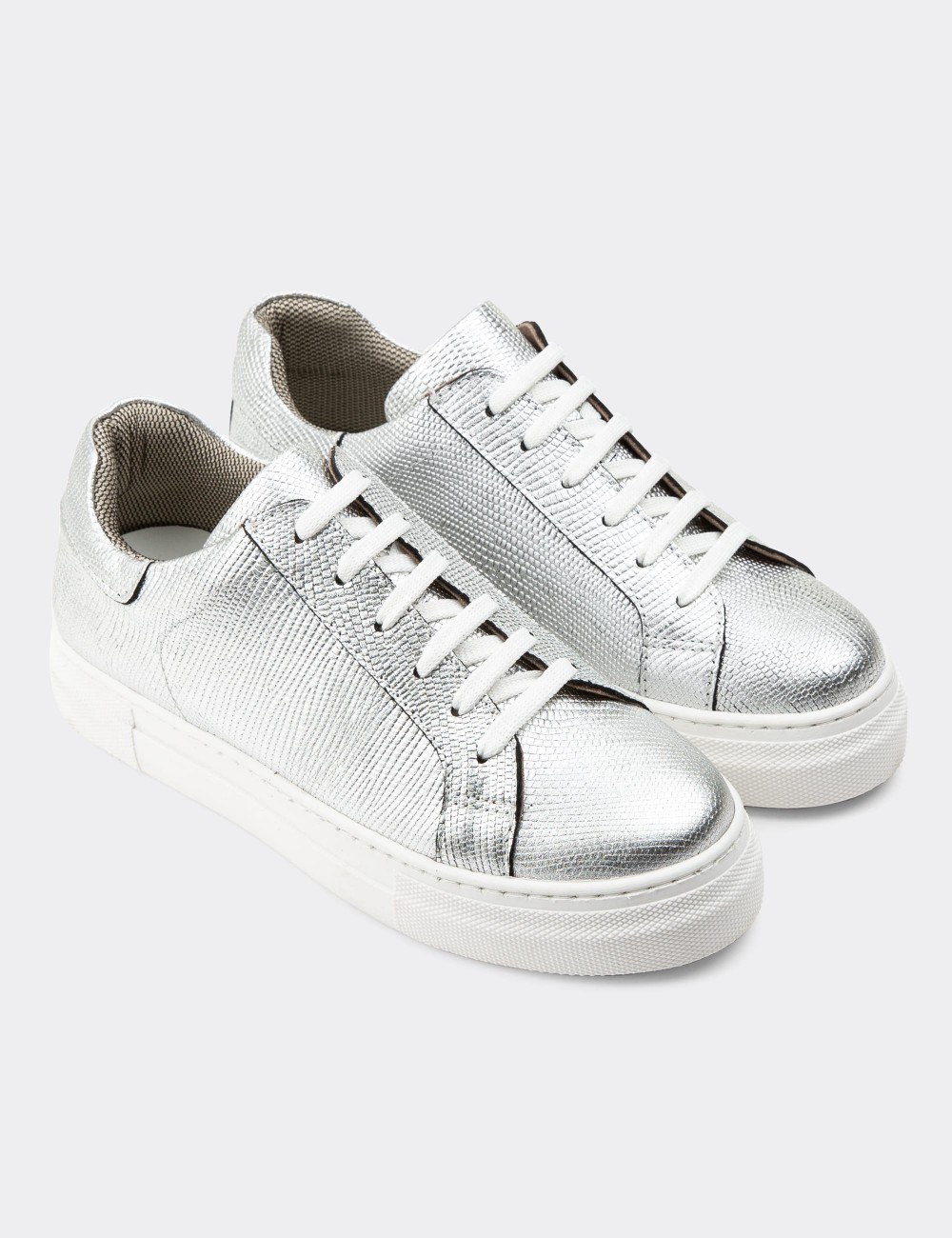 Silver  Leather Sneakers - Z1681ZGMSC02
