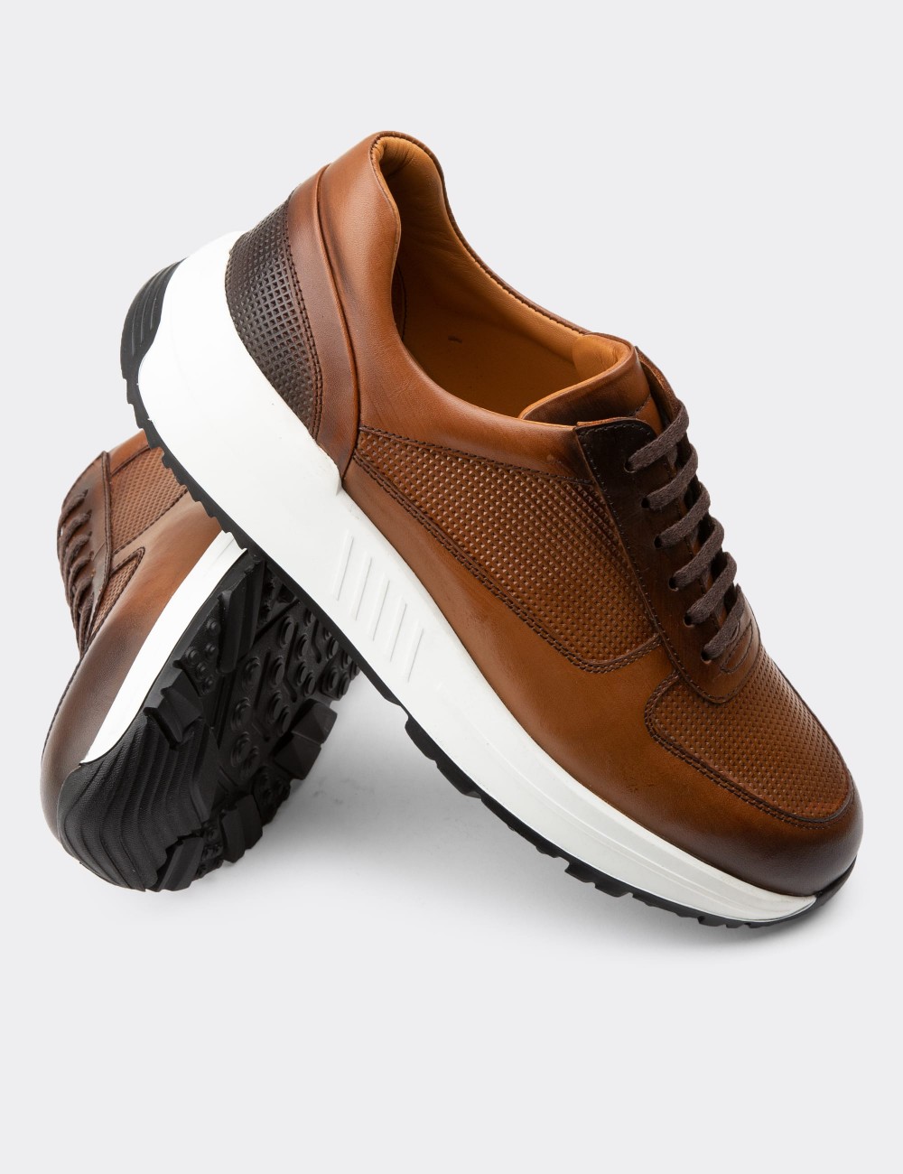 Tan Leather Sneakers - 01887MTBAE01