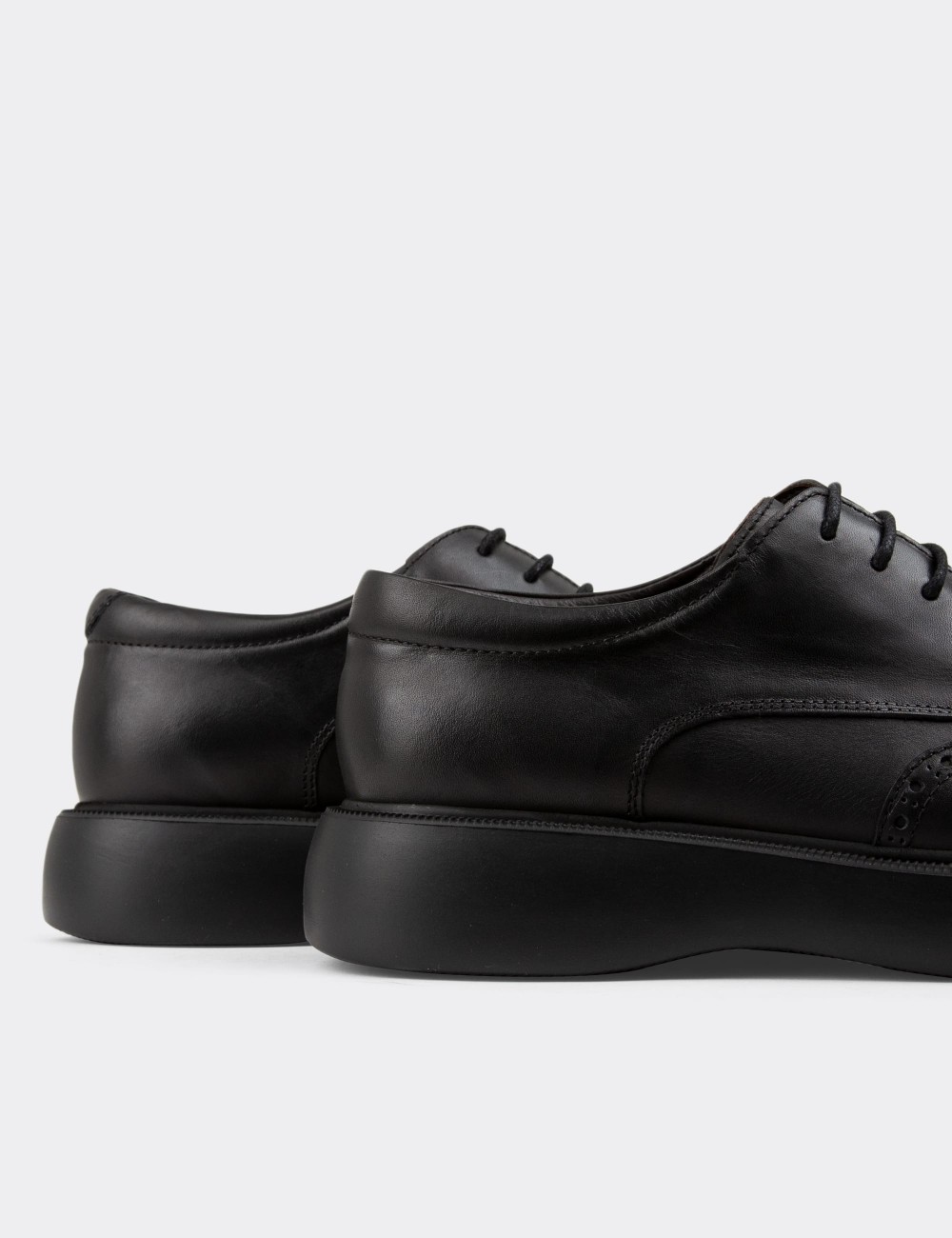 Black Leather Oxford Shoes - 01942MSYHE01