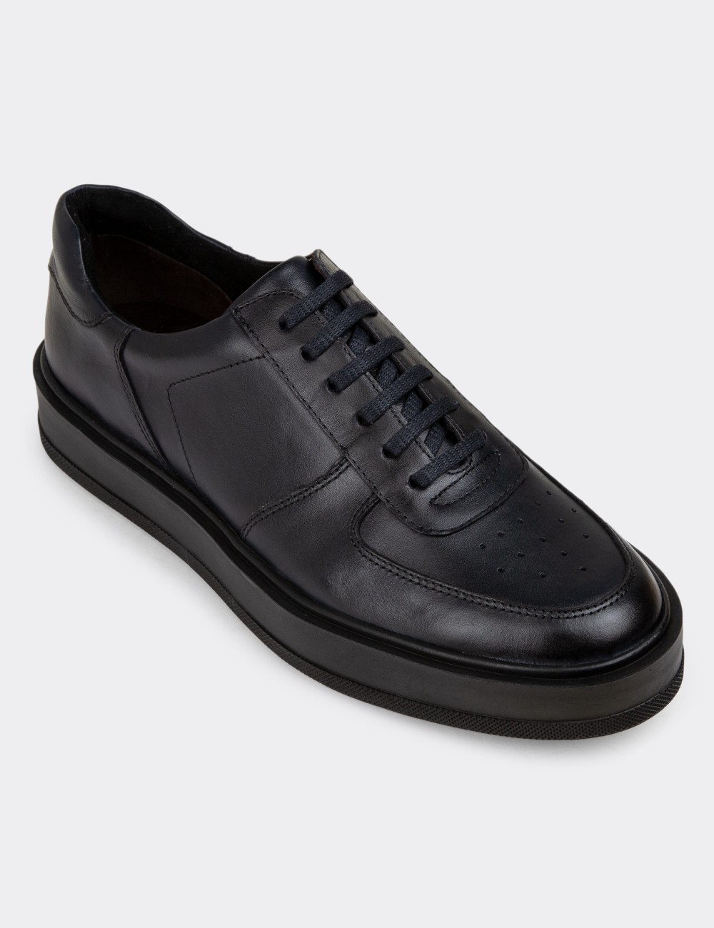 Navy Leather Sneakers - 01880MLCVP02