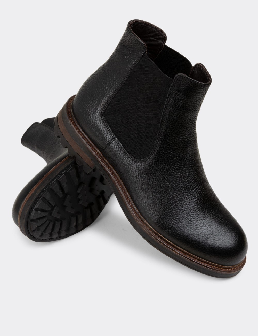 Black Leather Chelsea Boots - 01620MSYHC23
