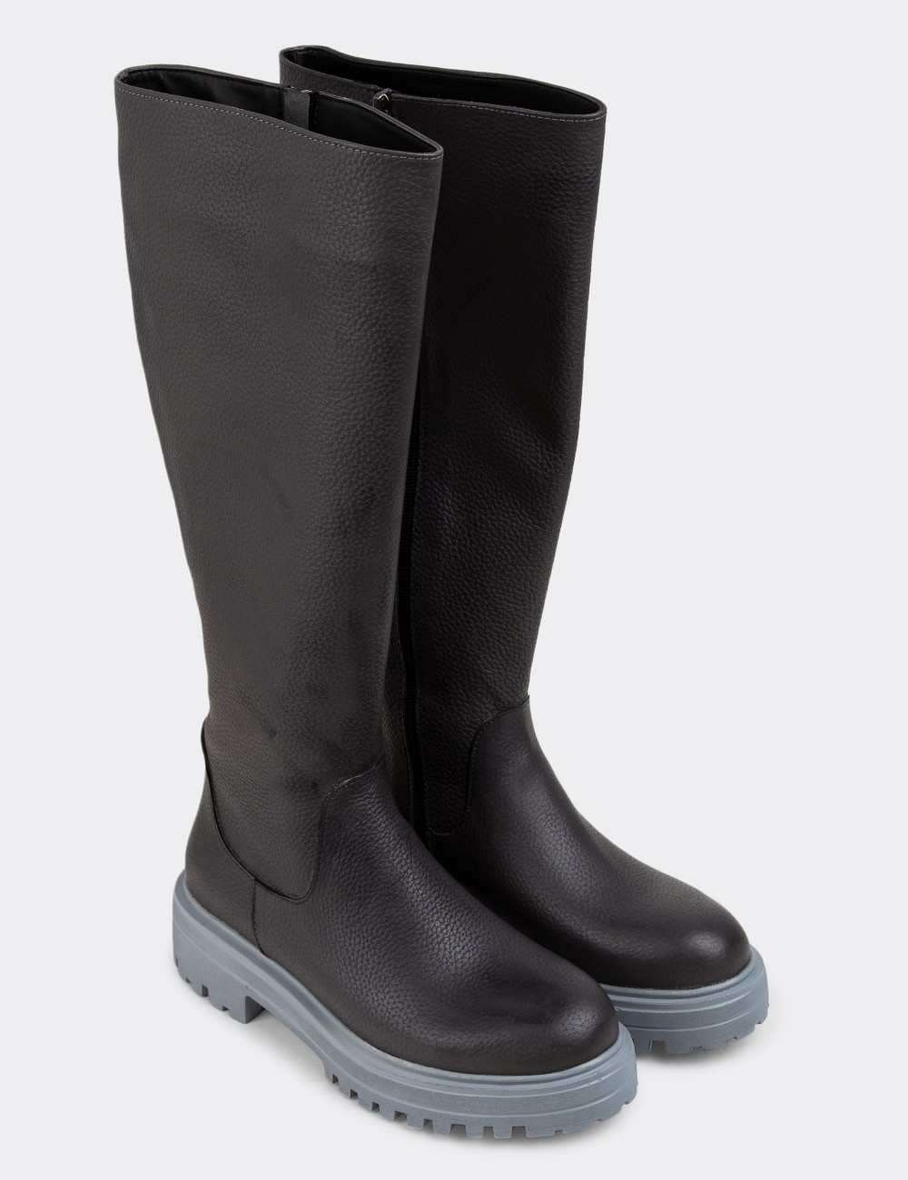 Gray Leather Boots - 01807ZGRIE01