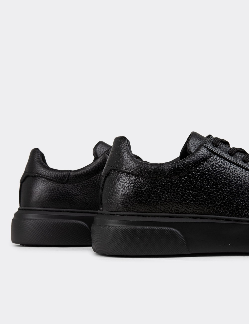 Black Leather Sneakers - M2501MSYHP03