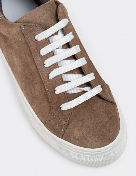 Sandstone Suede Leather Sneakers