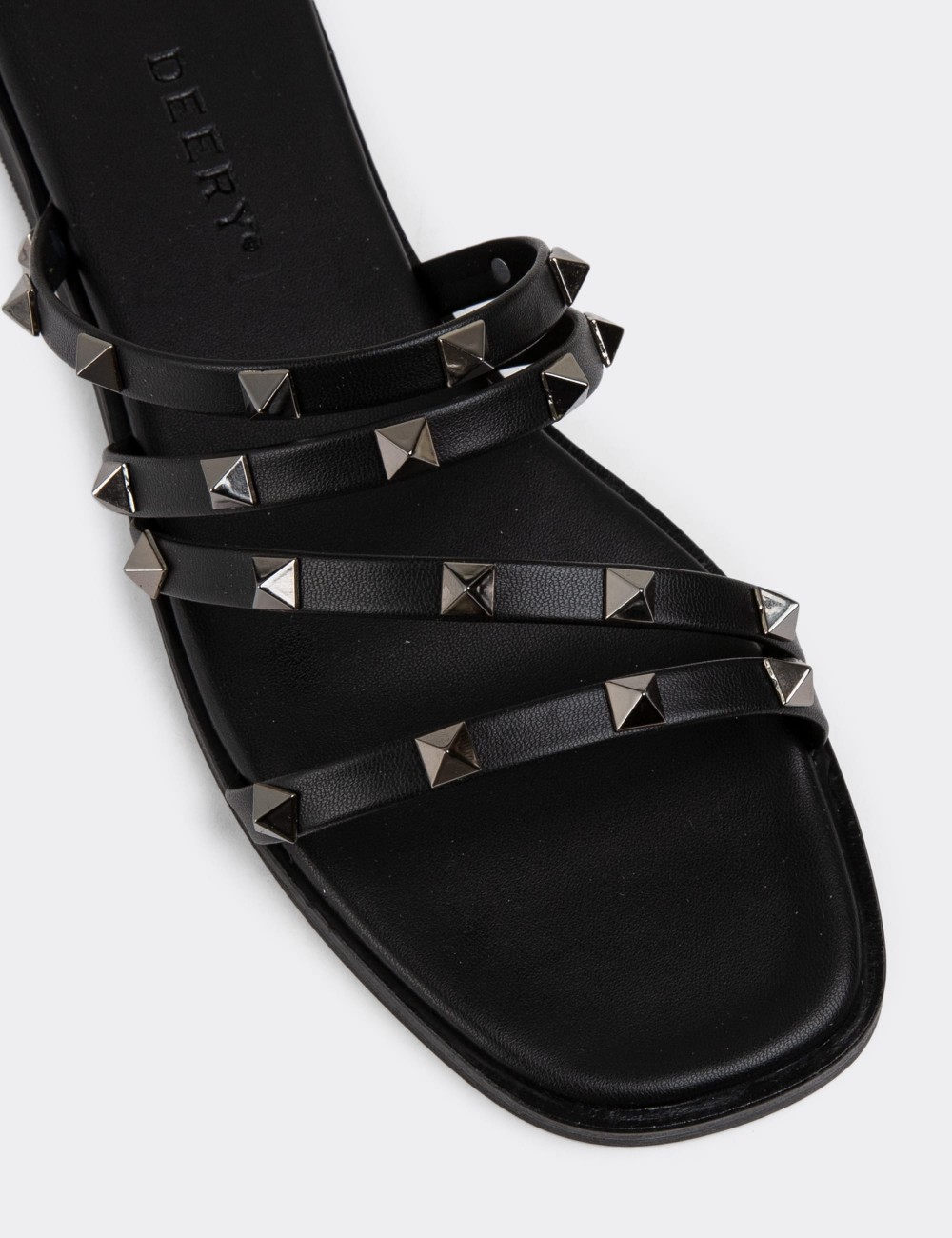 Black Sandals - RD050ZSYHC01