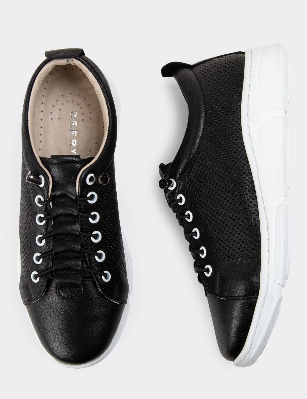 Black Leather Sneakers - SE410ZSYHP01