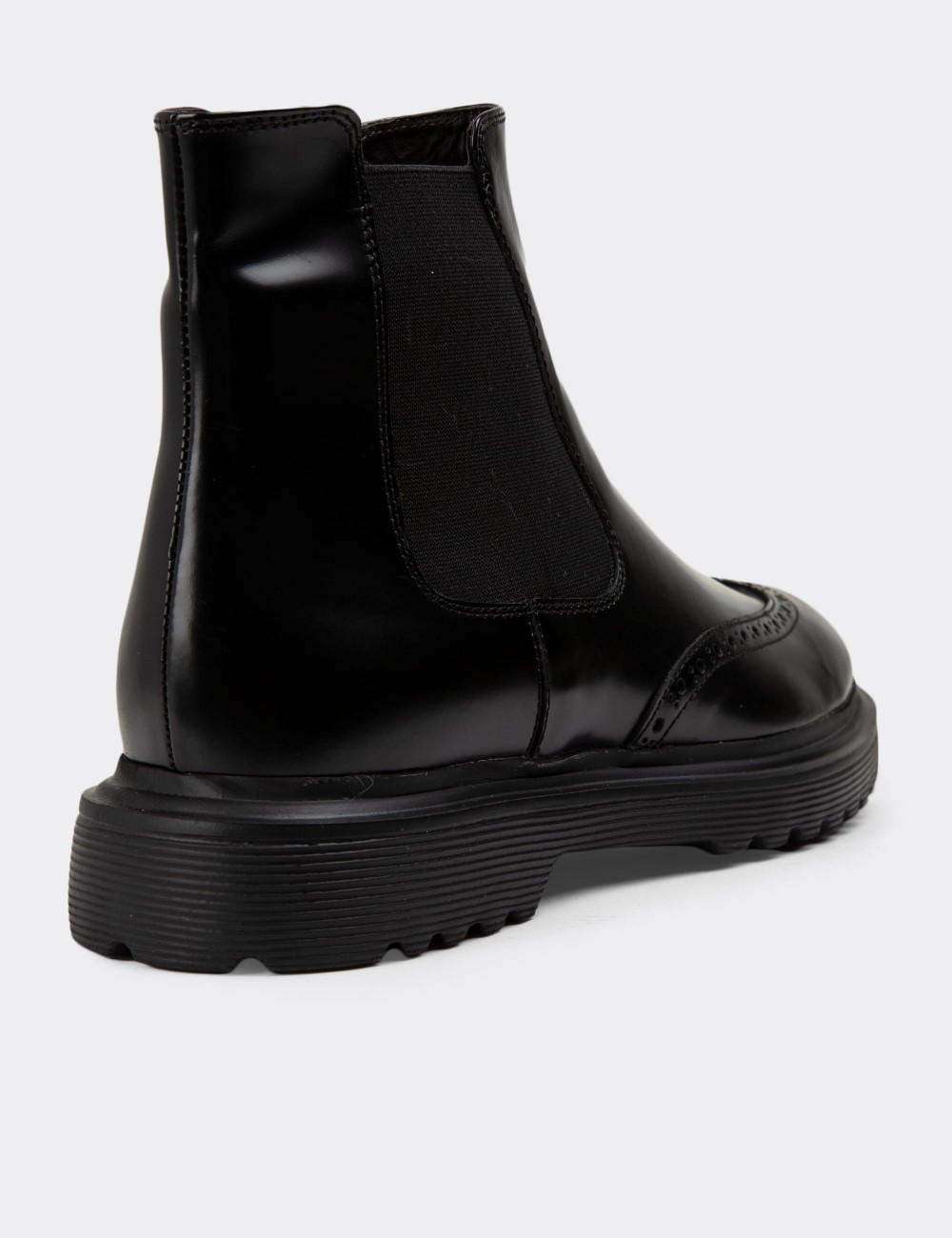 Black Leather Chelsea Boots - 01848MSYHE03