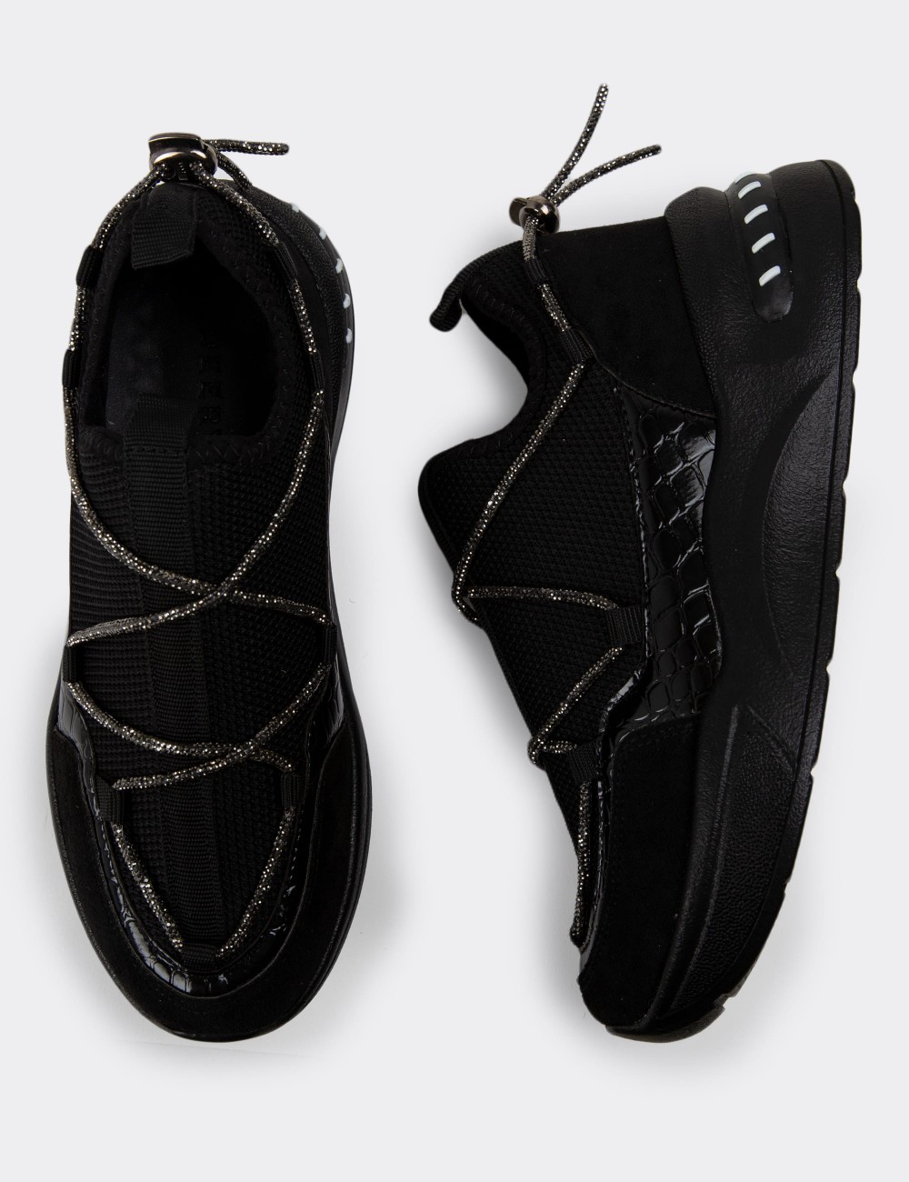 Black Sneakers - KX029ZSYHC01