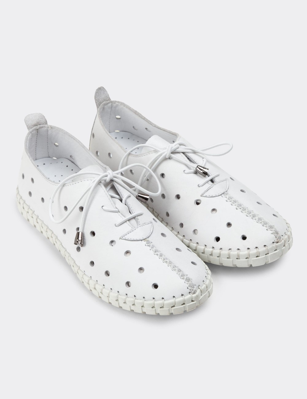 White Leather Lace-up Shoes - SE425ZBYZP01