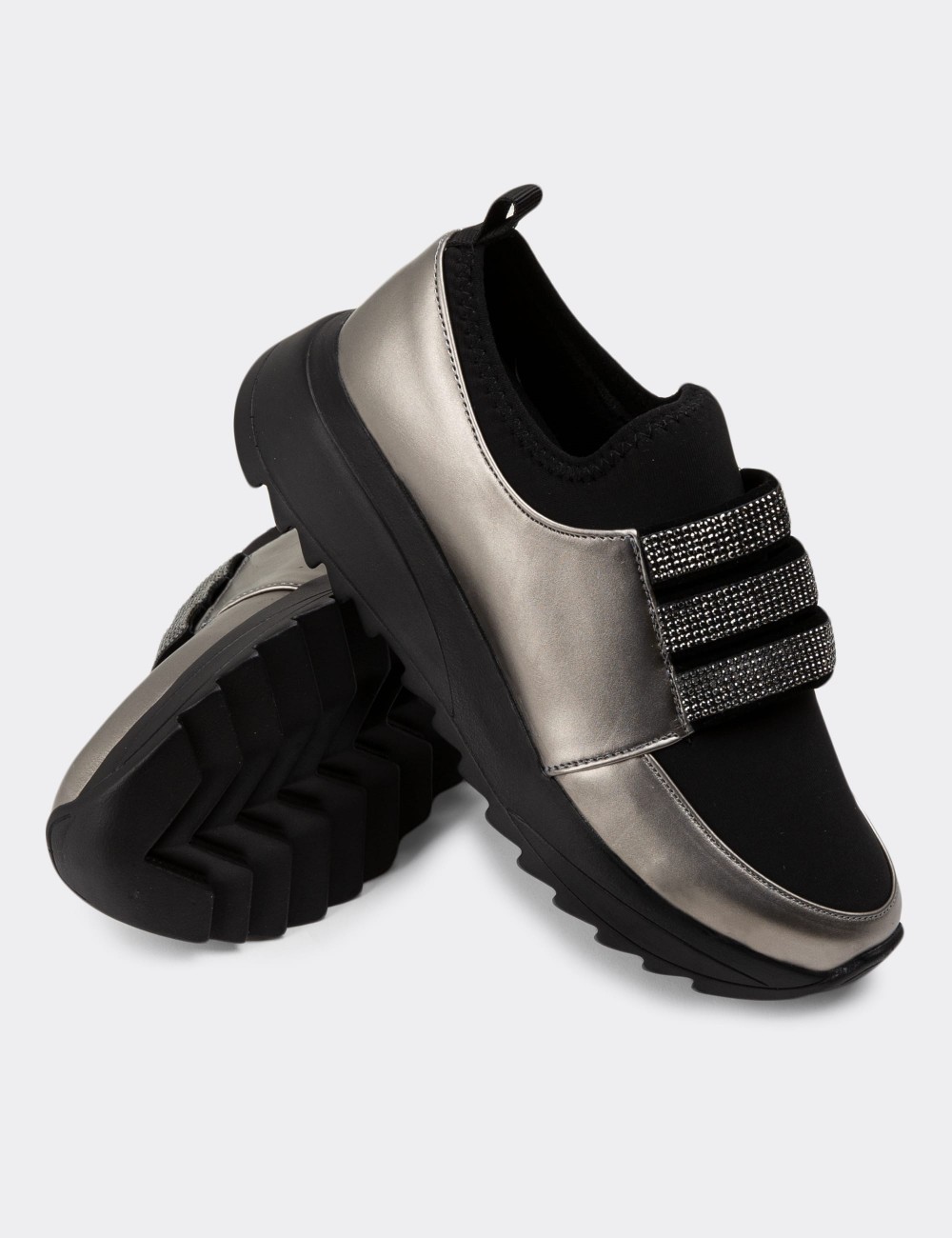 Platinum Sneakers - K0163ZPLTP01