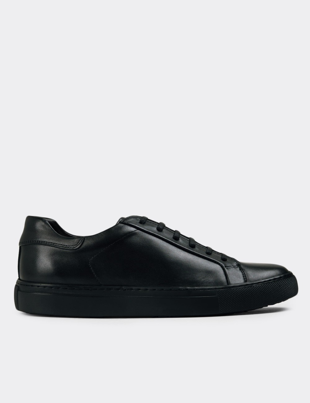Black Leather Sneakers - 01829MSYHC08