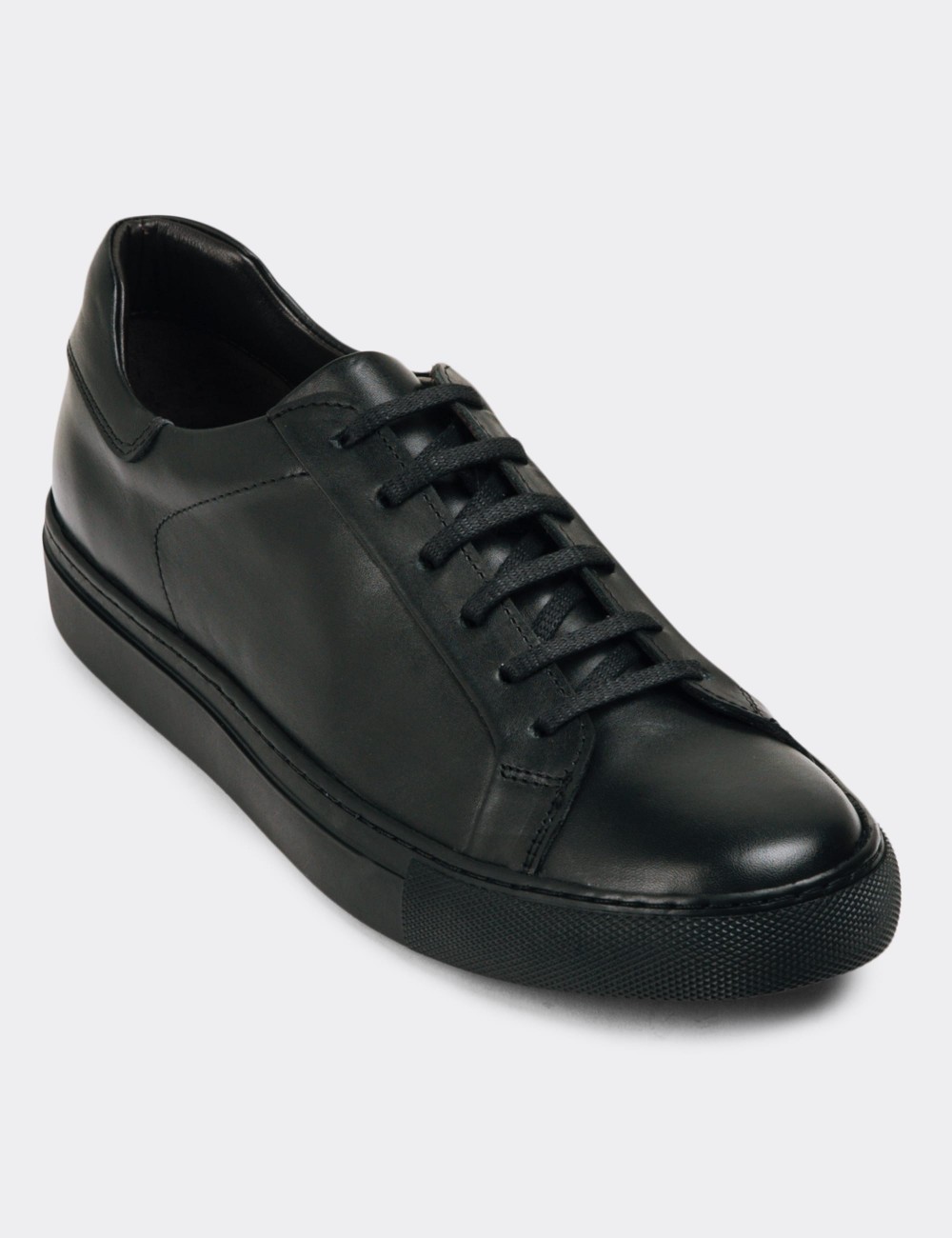 Black Leather Sneakers - 01829MSYHC08