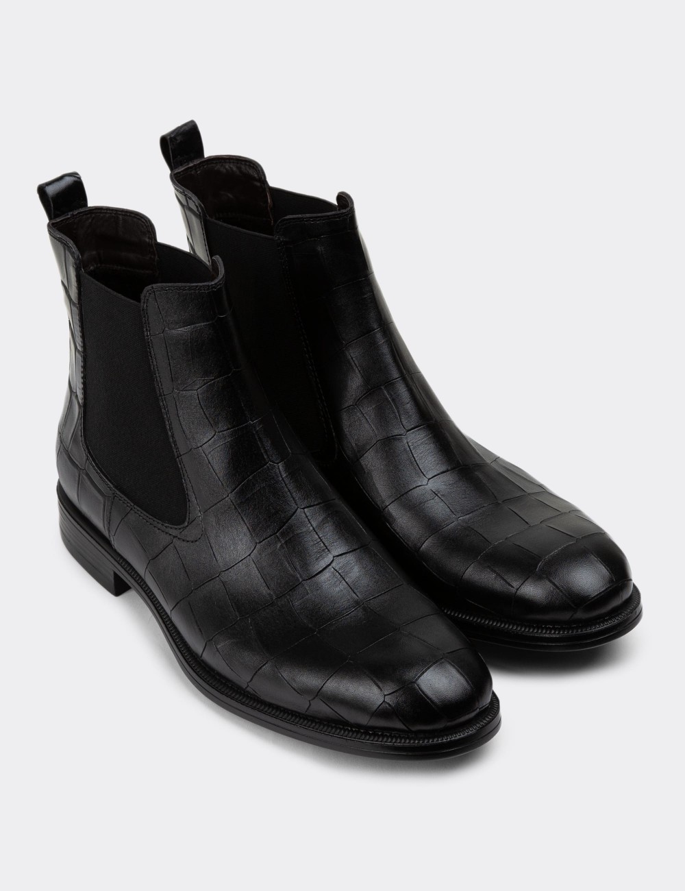 Black Leather Chelsea Boots - 01919MSYHC03