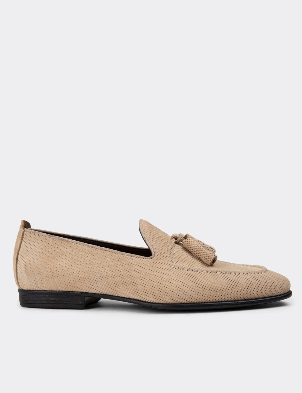Beige Nubuck Calfskin Loafers - 01702MBEJC01
