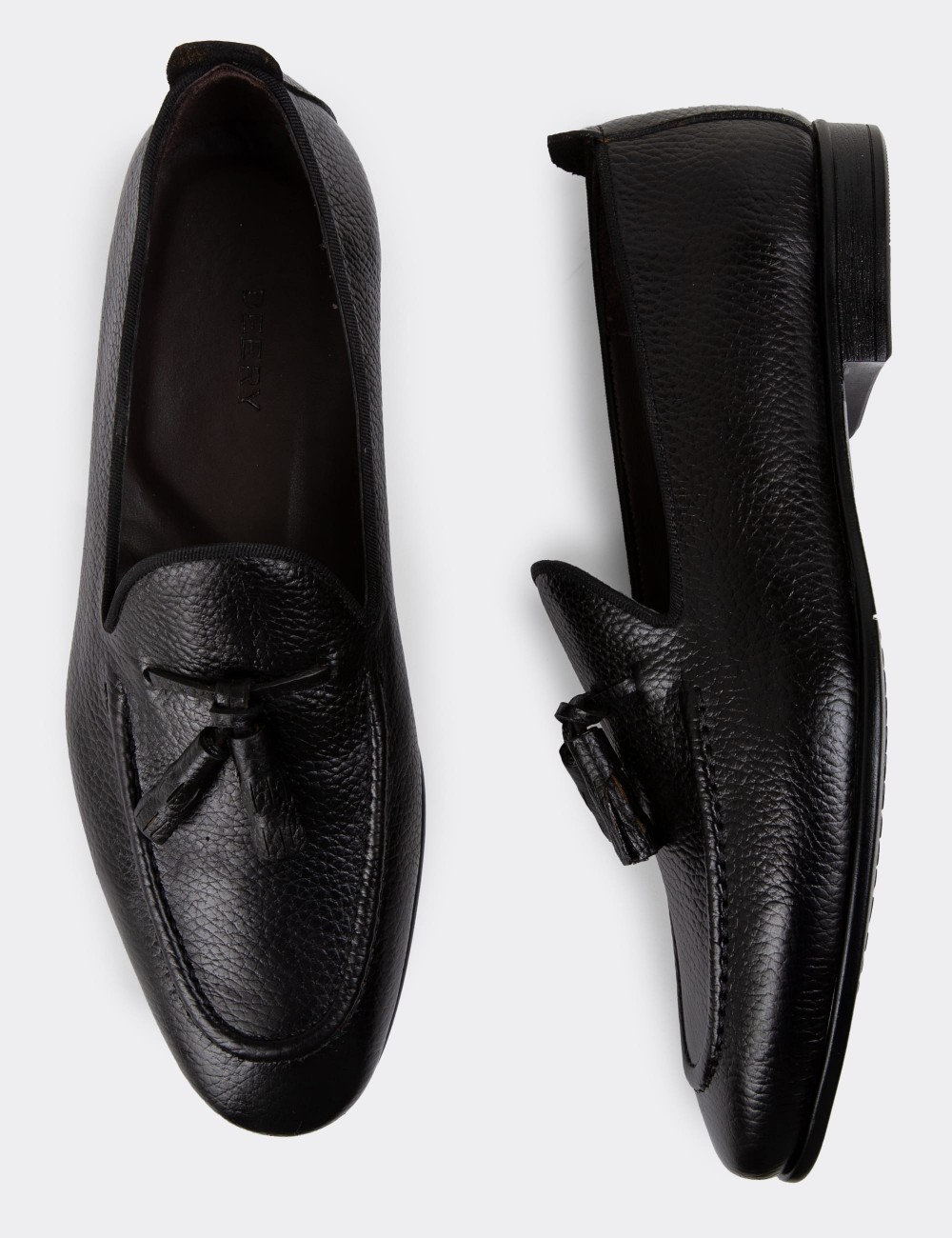 Black Leather Loafers - 01701MSYHC07