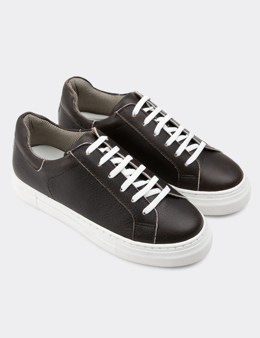 Black Leather Sneakers - Z1681ZSYHC24