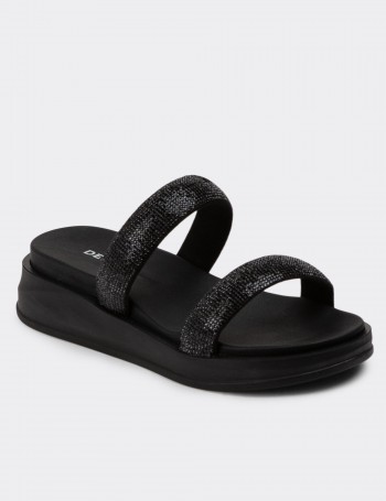 Black Sandals - K4011ZSYHC01