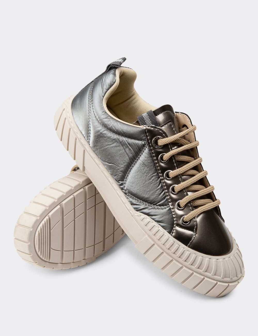 Platinum Sneakers - K2301ZPLTC01