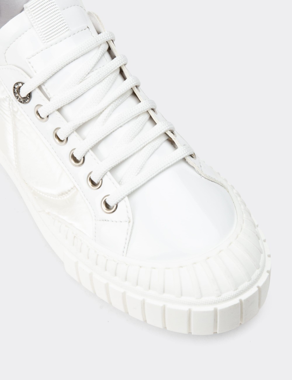 White Sneakers - K2301ZBYZC01