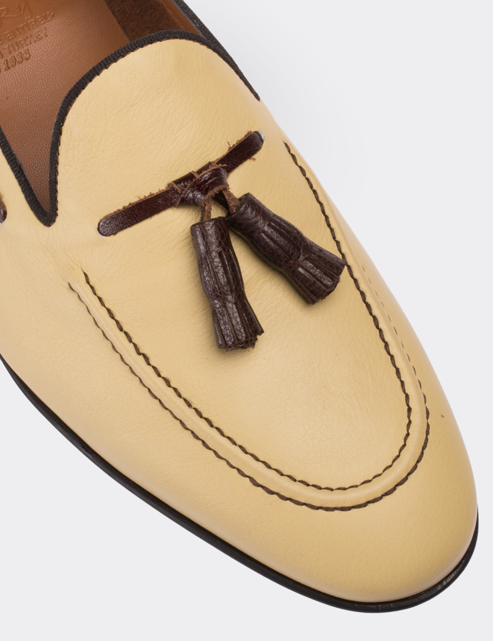 Yellow  Leather Loafers - 01642MSRIC01