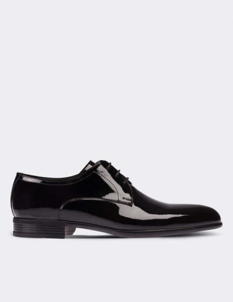 Black Patent Leather Classic Shoes