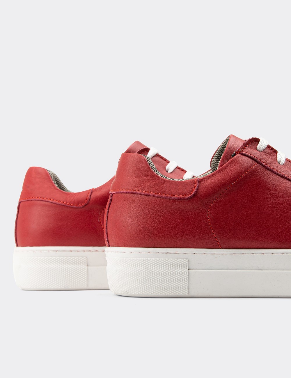 Red Leather Sneakers - Z1681ZKRMC02