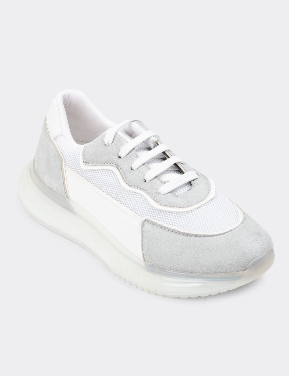 White Sneakers - SP168ZBYZC01