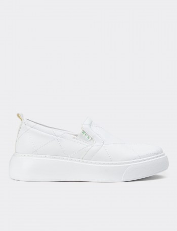 White Slip-on Sneakers - CE490ZBYZP01