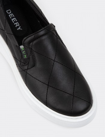 Black Slip-on Sneakers - CE490ZSYHP01