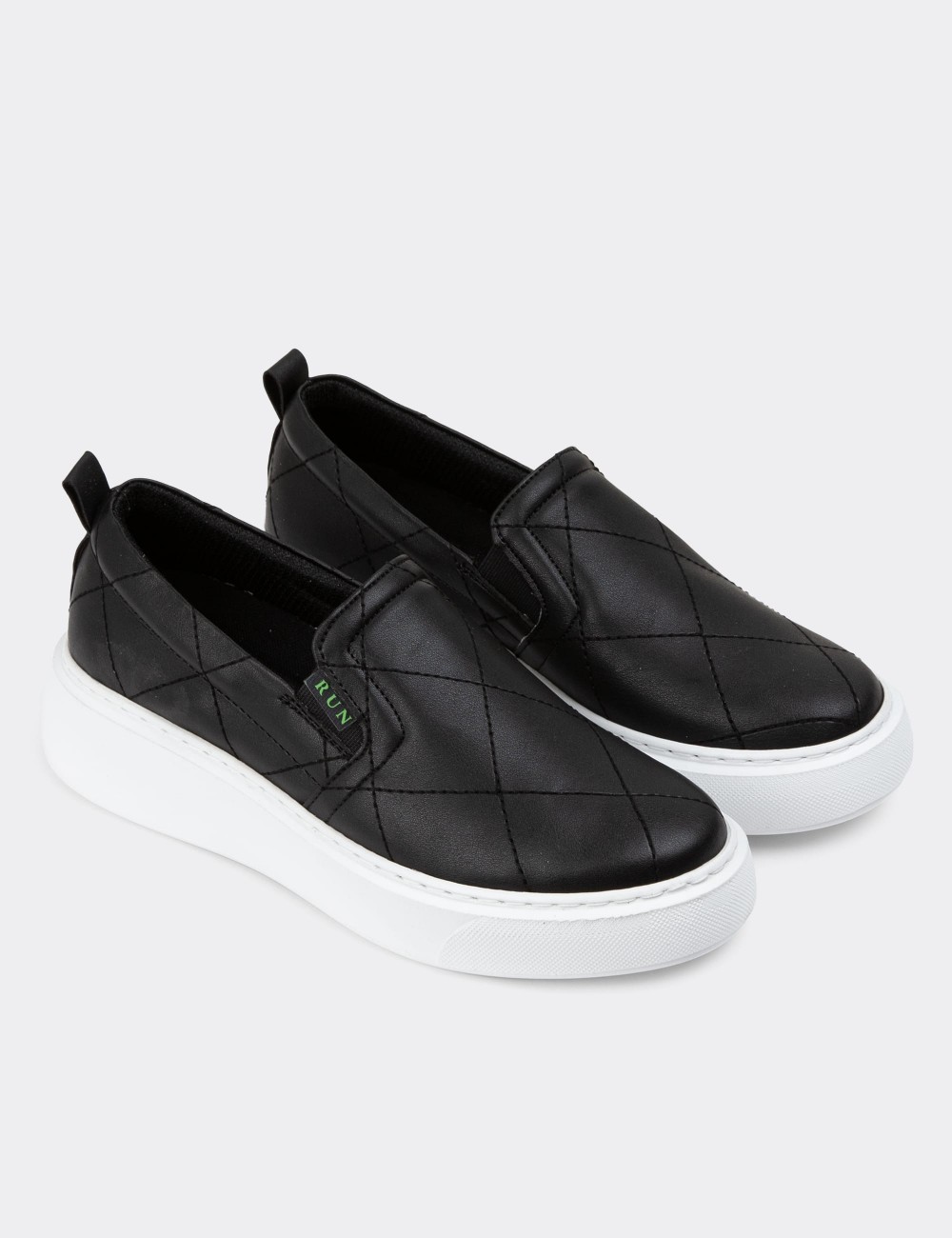 Black Slip-on Sneakers - CE490ZSYHP01