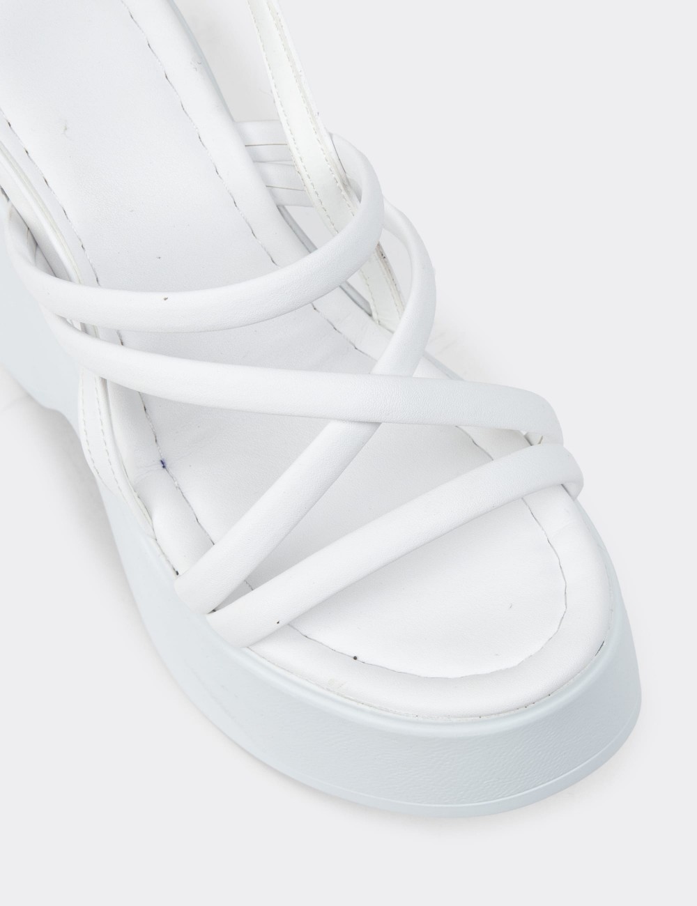 White Sandals - DLG04ZBYZC01