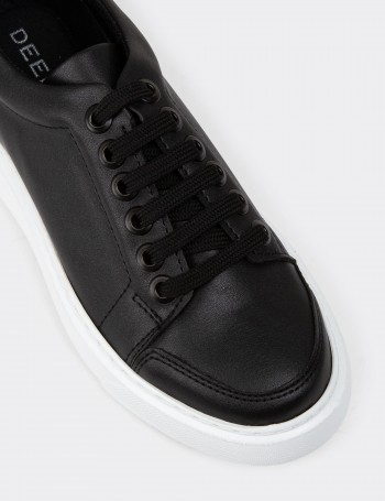 Black Sneakers - CE497ZSYHP01