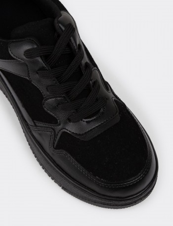 Black Sneakers - RM724ZSYHC01