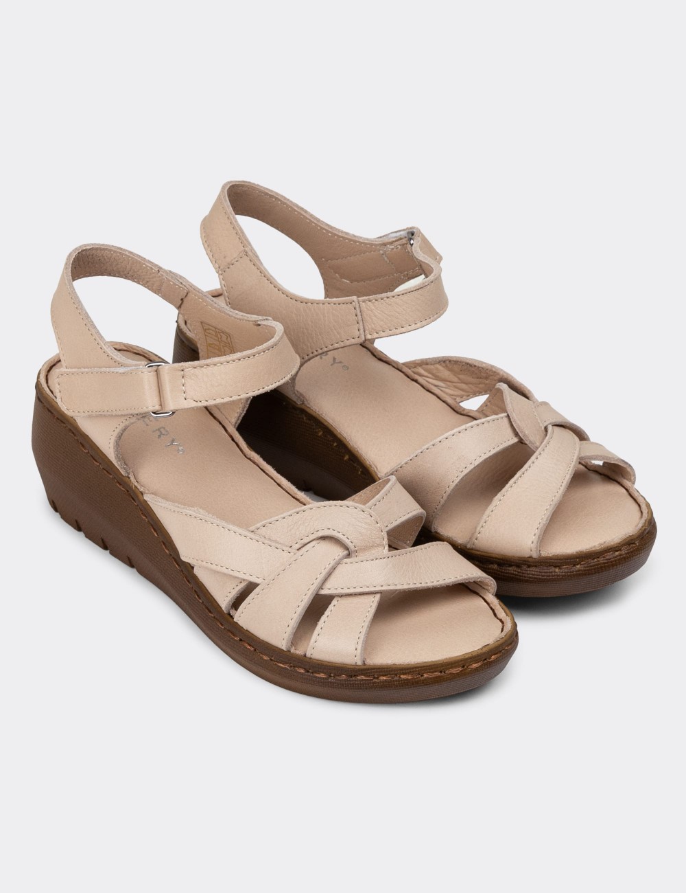 Beige Leather Sandals - SE141ZBEJC01