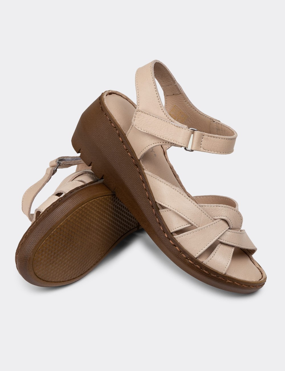 Beige Leather Sandals - SE141ZBEJC01
