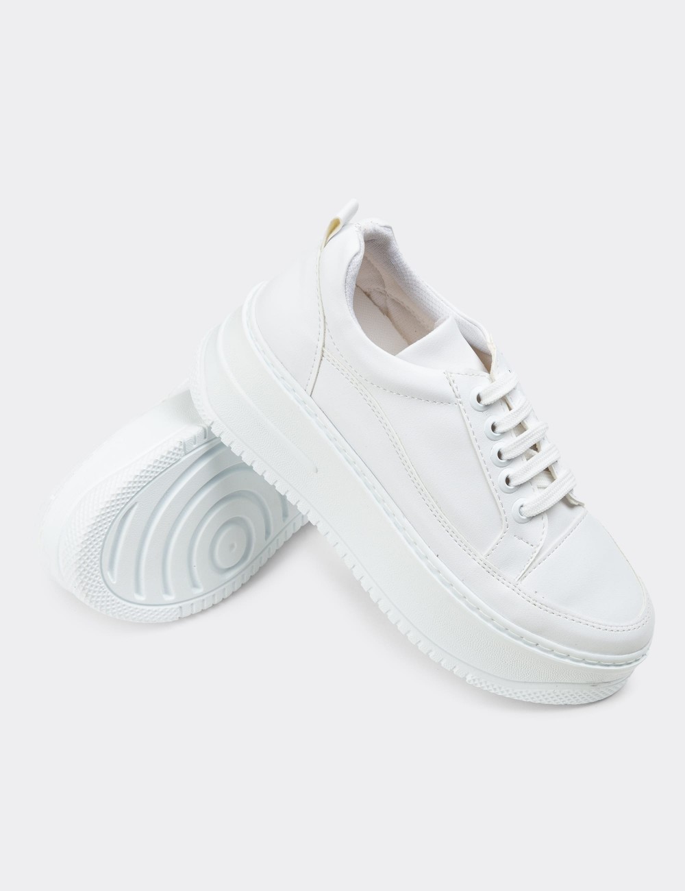 White Sneakers - CE175ZBYZC01