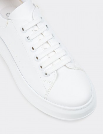 White Sneakers - CE119ZBYZP01