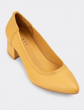 Yellow Leather Lace-up Shoes - A2618ZSRIC01