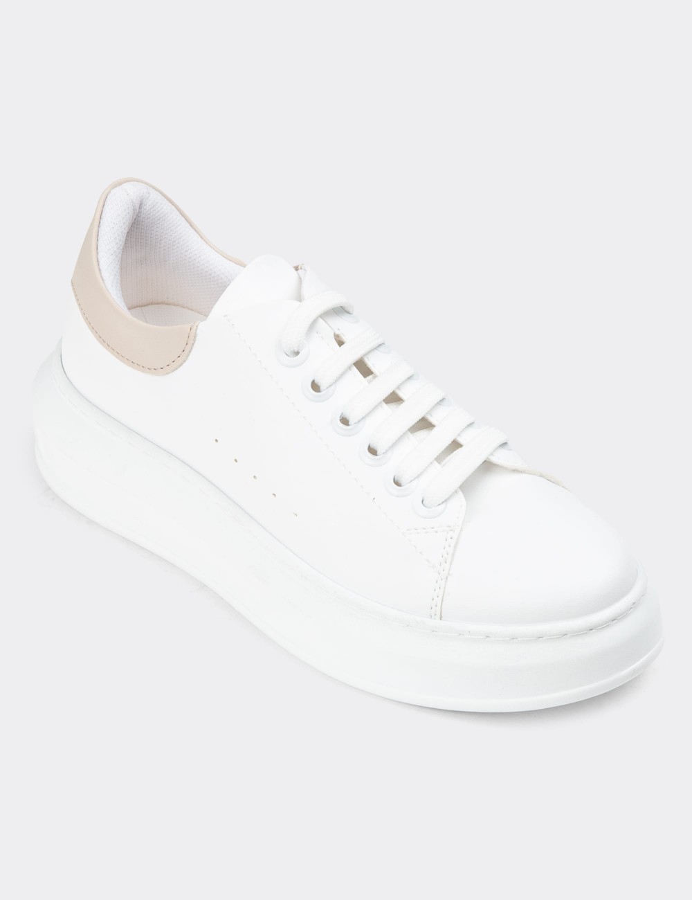 White Sneakers - CE119ZBYZP02