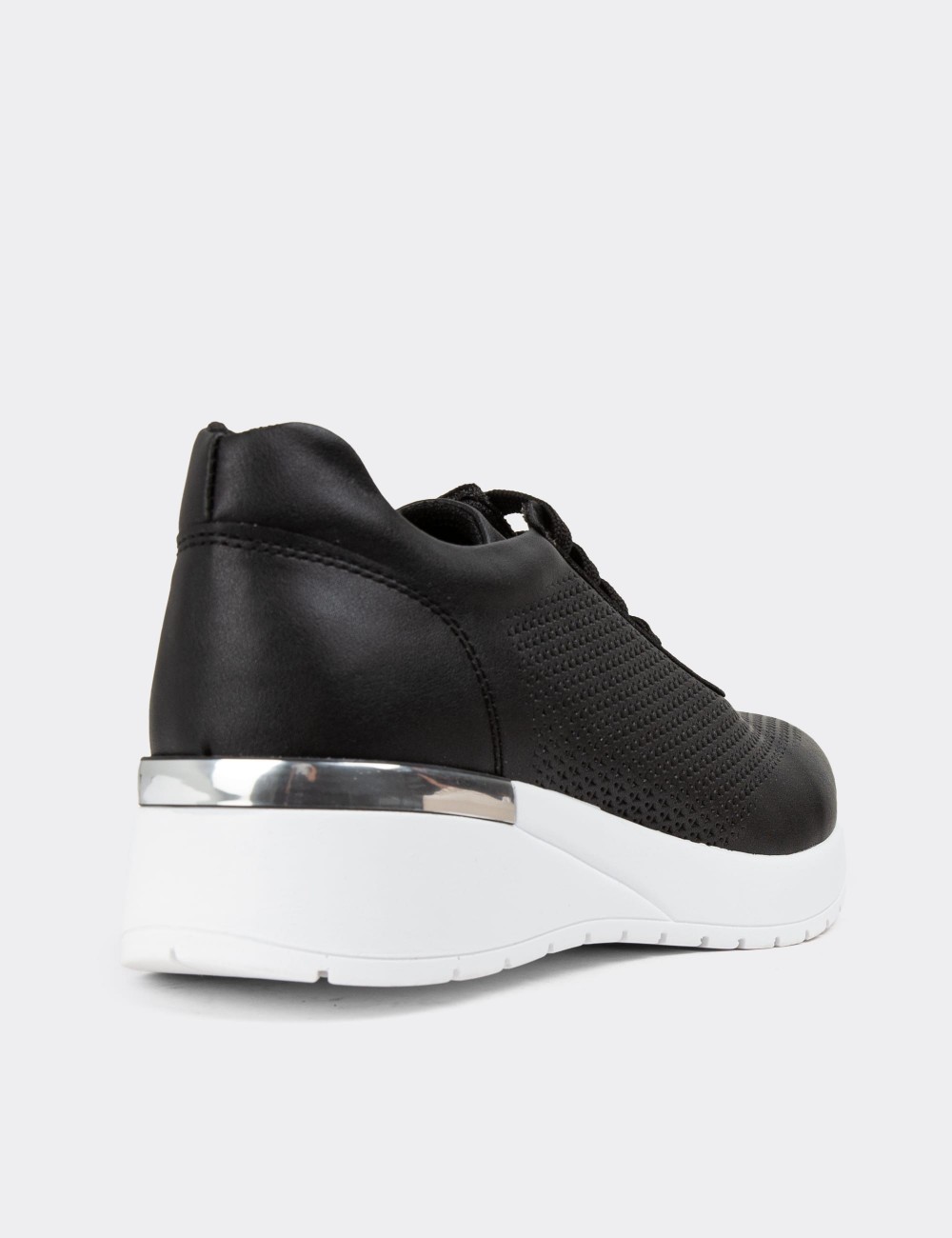 Black Sneakers - CE495ZSYHC01
